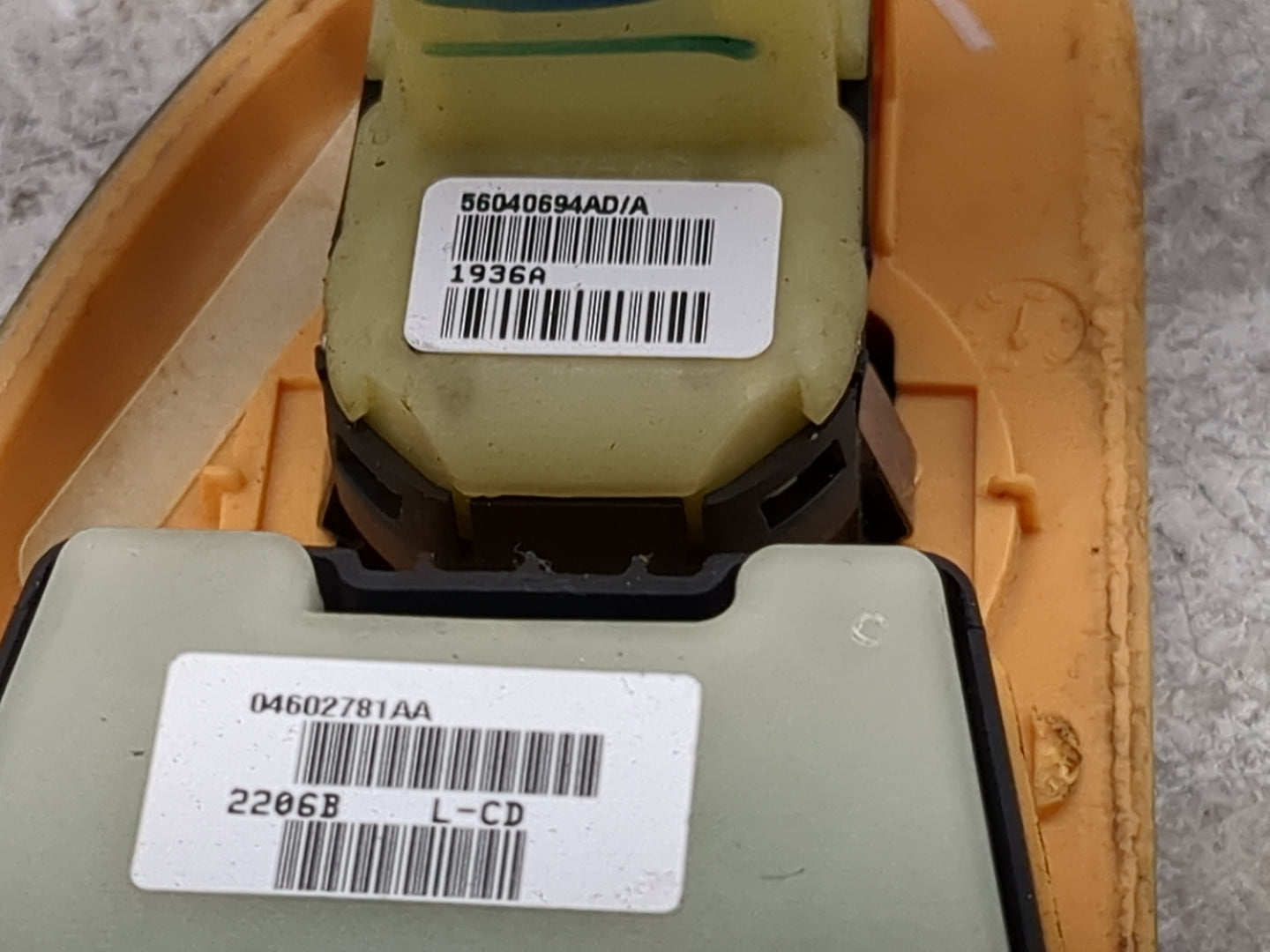 2007-2009 Chrysler Aspen Master Power Window Switch Replacement Driver Side Left P/N:56040694AD 04602781AA Fits OEM Used Aut