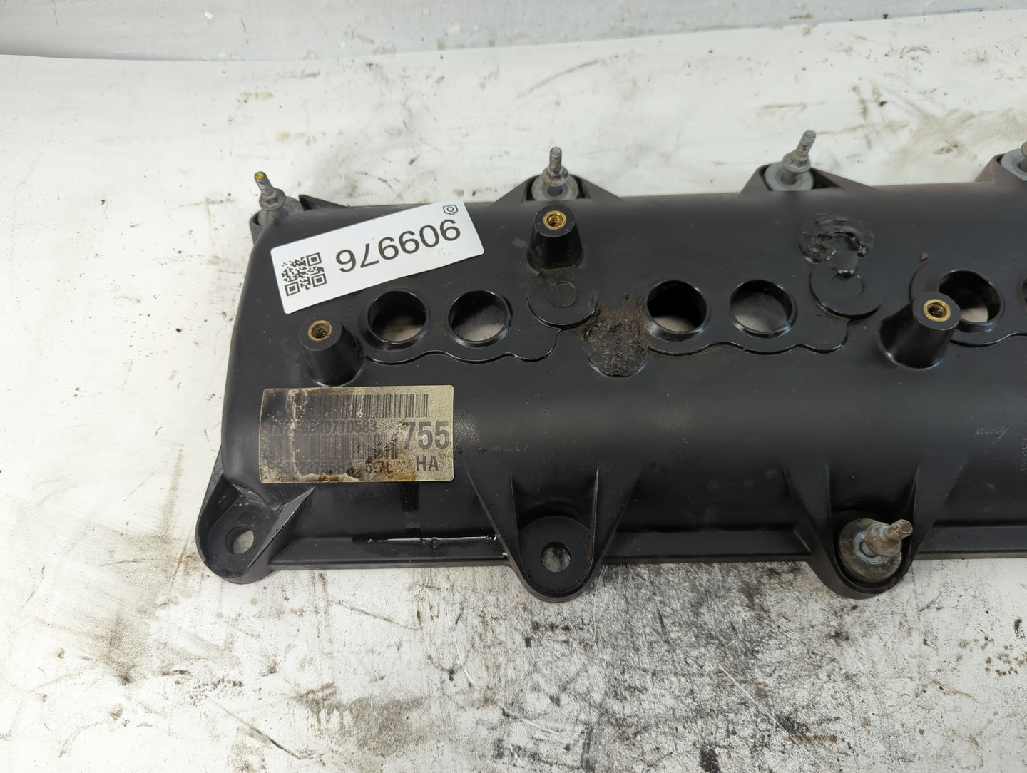 2007 Chrysler Aspen Driver Left Cylinder Head Valve Cover P/N:P53022755HA Fits OEM Used Auto Parts - Oemusedautoparts1.com