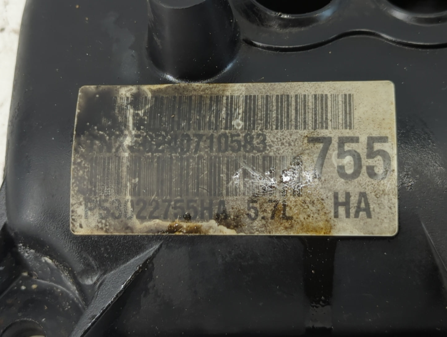 2007 Chrysler Aspen Driver Left Cylinder Head Valve Cover P/N:P53022755HA Fits OEM Used Auto Parts - Oemusedautoparts1.com