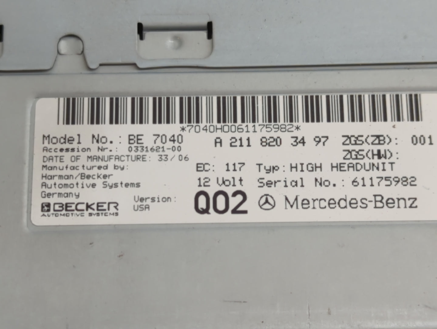 2007 Chrysler E Class Radio AM FM Cd Player Receiver Replacement P/N:A 211 820 34 97 Fits OEM Used Auto Parts - Oemusedautop