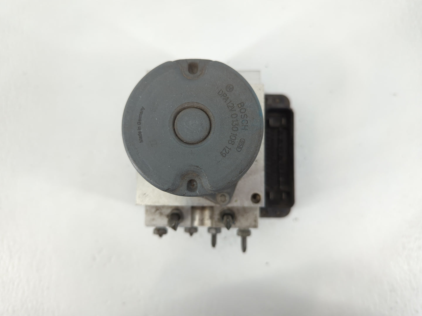 2007 Chrysler E Class ABS Pump Control Module Replacement P/N:0 265 250 208 Fits OEM Used Auto Parts - Oemusedautoparts1.com