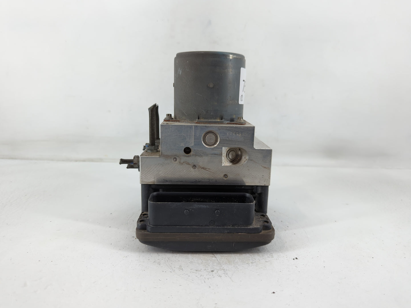 2007 Chrysler E Class ABS Pump Control Module Replacement P/N:0 265 250 208 Fits OEM Used Auto Parts - Oemusedautoparts1.com