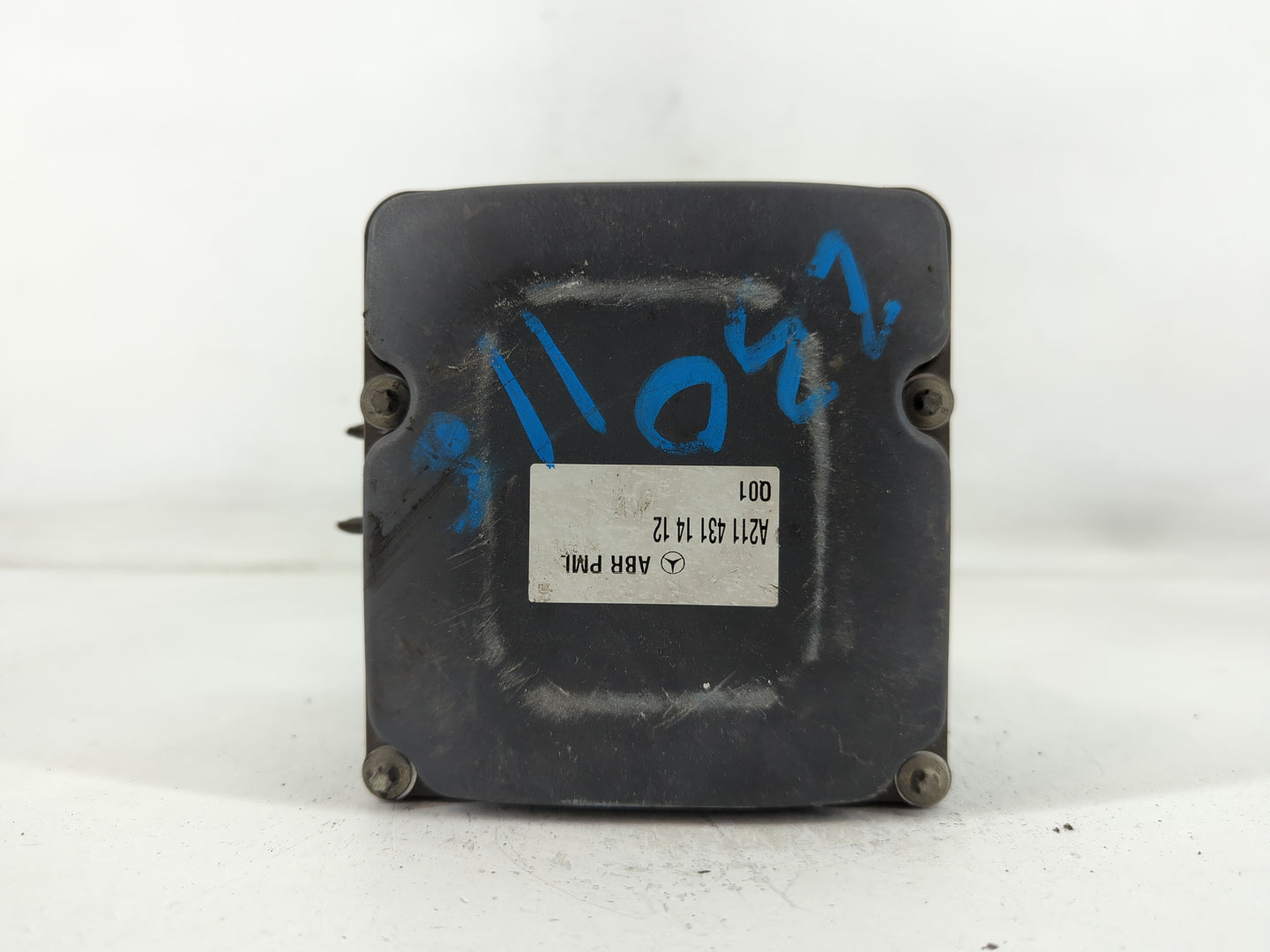 2007 Chrysler E Class ABS Pump Control Module Replacement P/N:0 265 250 208 Fits OEM Used Auto Parts - Oemusedautoparts1.com