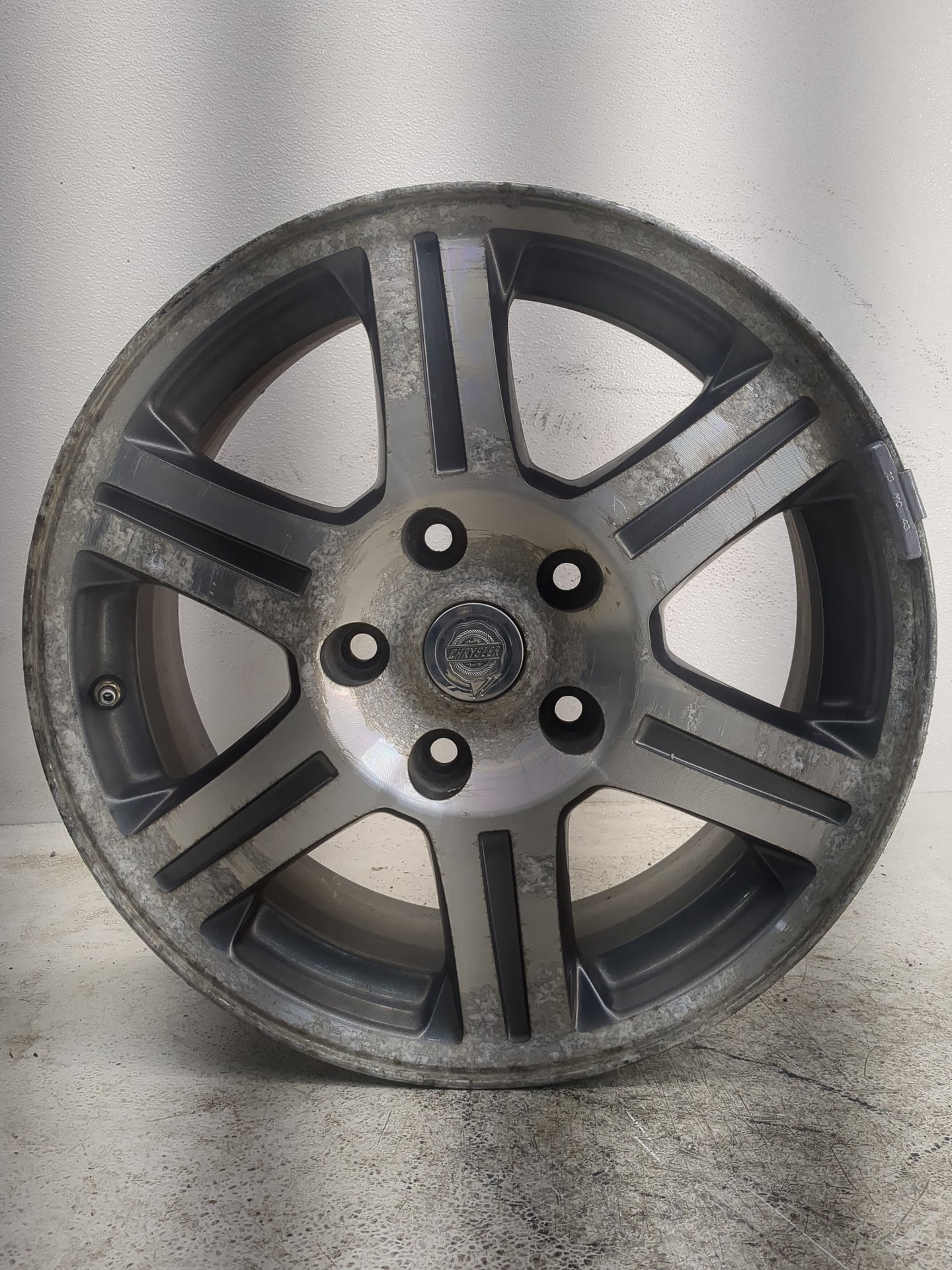 2007-2008 Chrysler Pacifica Oem Wheel Rim - Oemusedautoparts1.com