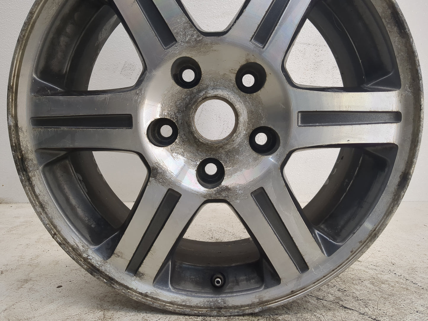 2007-2008 Chrysler Pacifica Oem Wheel Rim 1145838 - Oemusedautoparts1.com