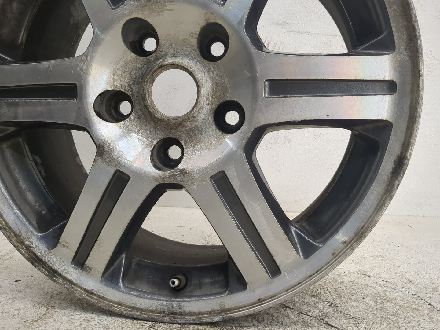 2007-2008 Chrysler Pacifica Oem Wheel Rim - Oemusedautoparts1.com