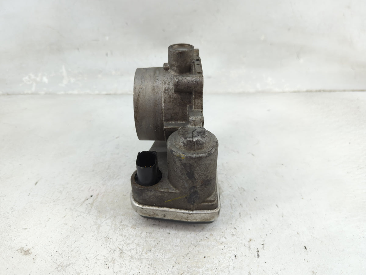 2007-2008 Chrysler Pacifica Throttle Body P/N:A2C53099253 04861691AA Fits Fits 2006 2007 2008 2009 2010 2011 OEM Used Auto P