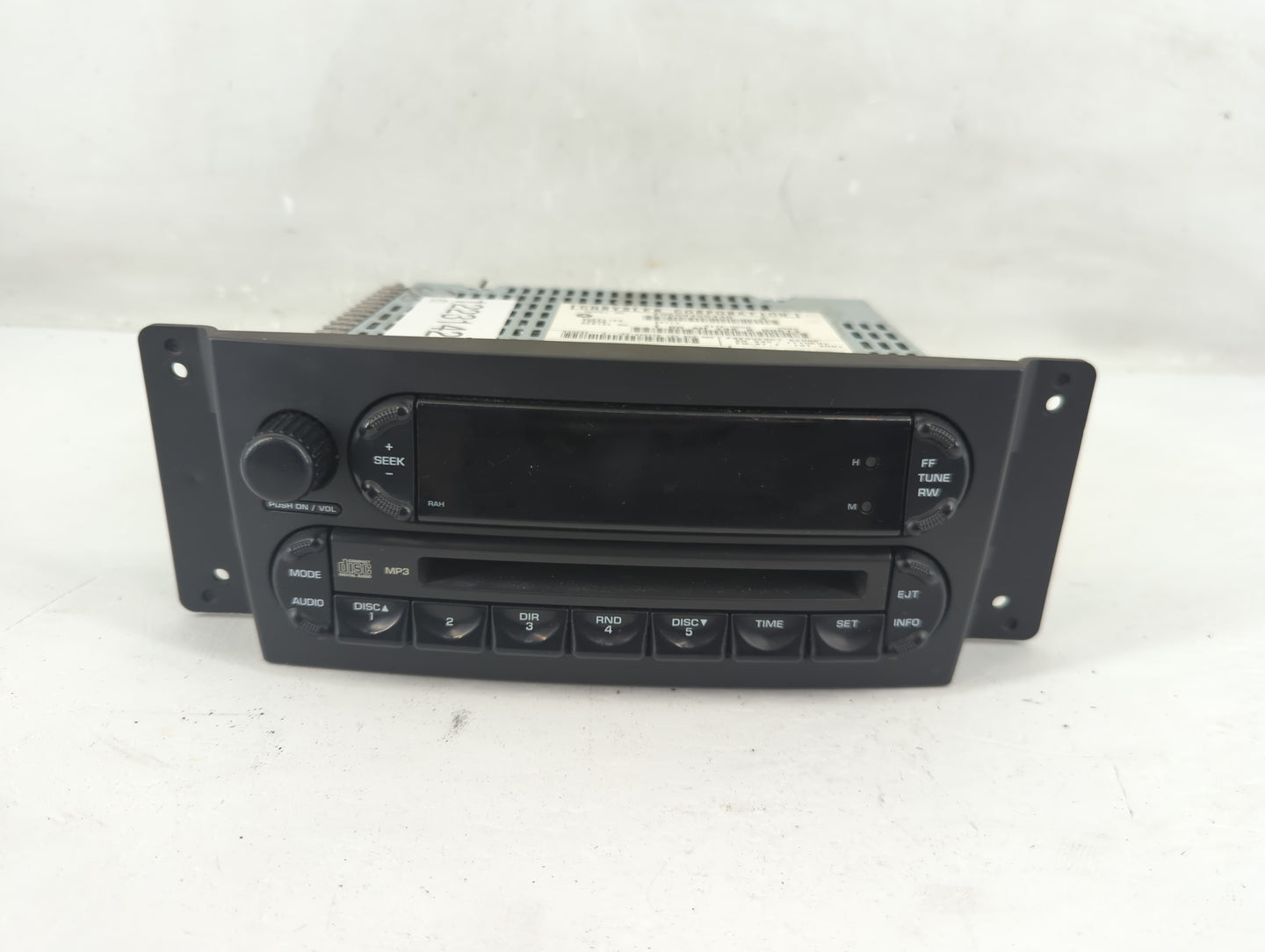 2004-2008 Chrysler Pacifica Radio AM FM Cd Player Receiver Replacement Fits Fits 2004 2005 2006 2007 2008 OEM Used Auto Part