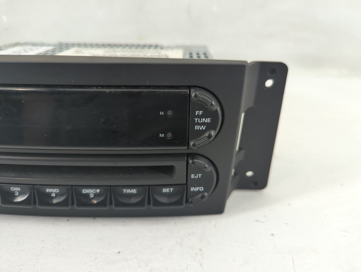 2004-2008 Chrysler Pacifica Radio AM FM Cd Player Receiver Replacement Fits Fits 2004 2005 2006 2007 2008 OEM Used Auto Part