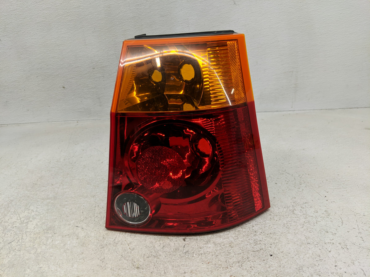2004-2008 Chrysler Pacifica Tail Light Assembly Passenger Right OEM P/N:04857586 Fits Fits 2004 2005 2006 2007 2008 OEM Used