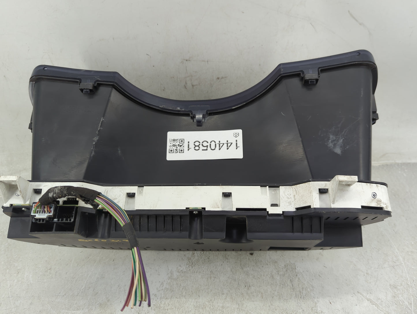 2007 Chrysler Pacifica Instrument Cluster Speedometer Gauges P/N:05082102AG CBSS-98-4, 7330880 Fits OEM Used Auto Parts - Oe