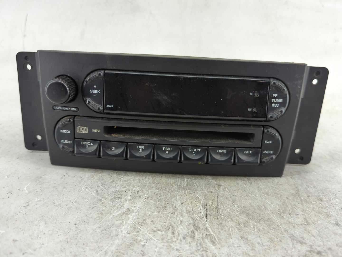 2004-2008 Chrysler Pacifica Radio AM FM Cd Player Receiver Replacement P/N:P05094564 Fits Fits 2004 2005 2006 2007 2008 OEM 