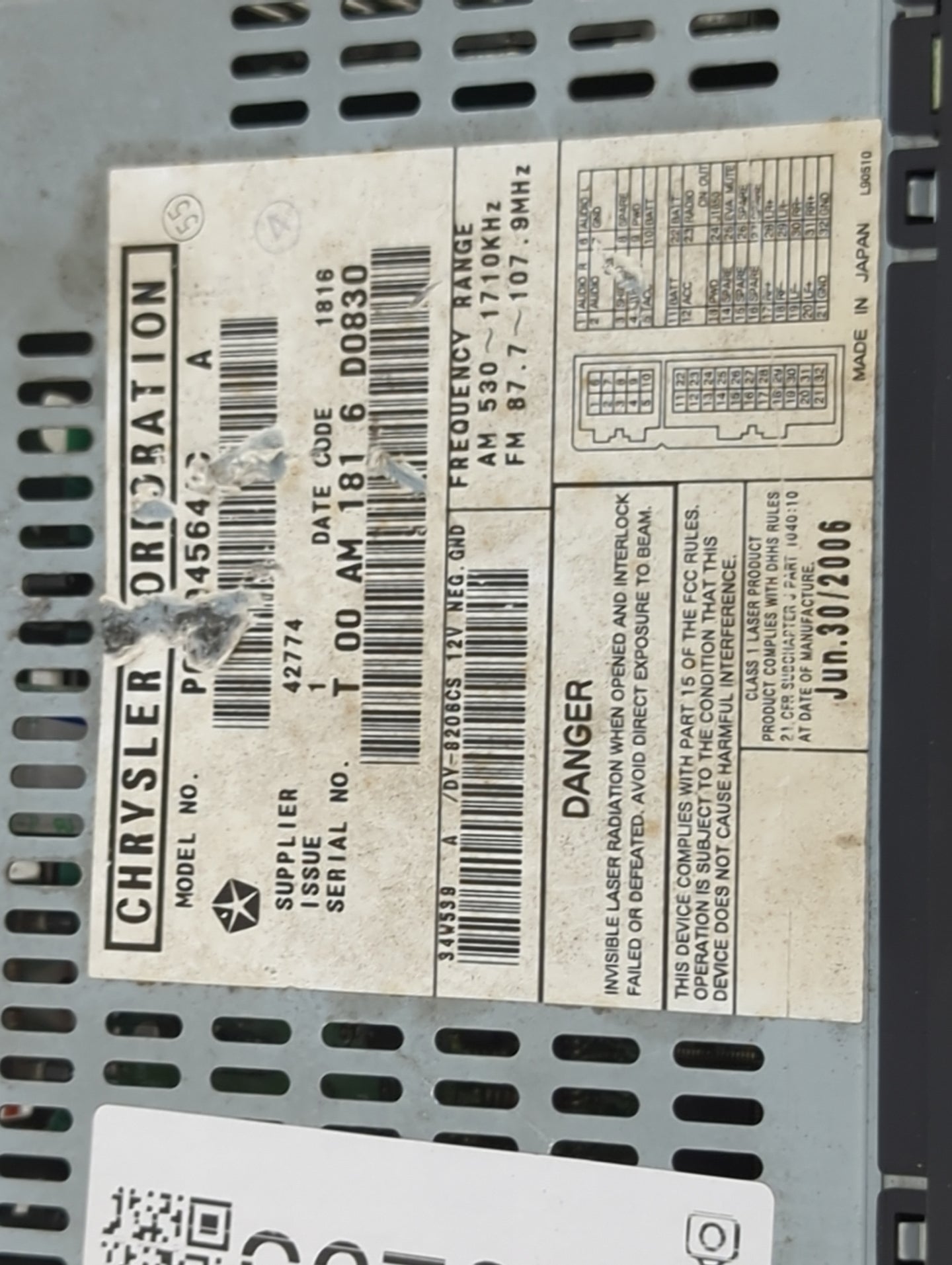 2004-2008 Chrysler Pacifica Radio AM FM Cd Player Receiver Replacement P/N:P05094564 Fits Fits 2004 2005 2006 2007 2008 OEM 