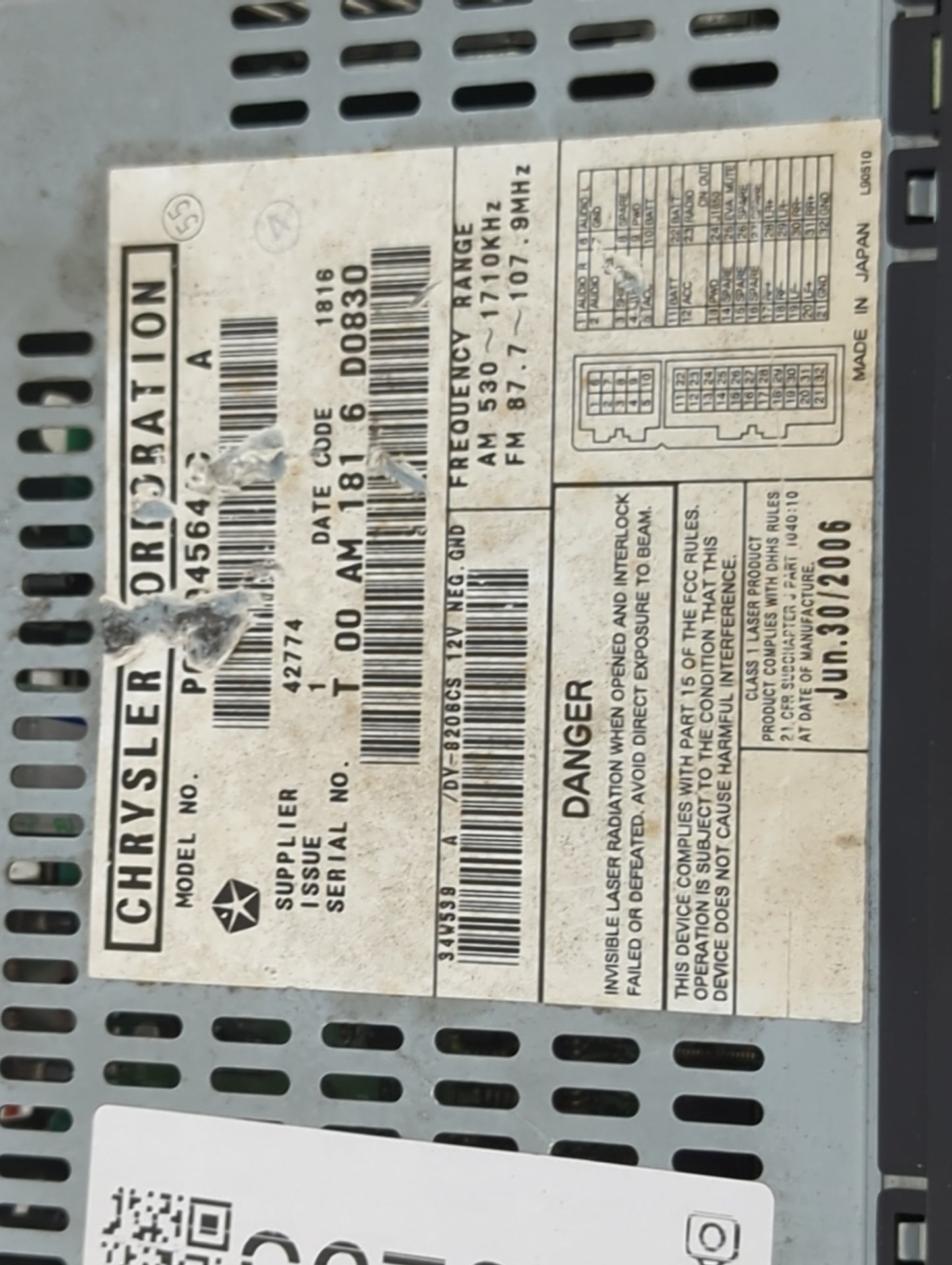 2004-2008 Chrysler Pacifica Radio AM FM Cd Player Receiver Replacement P/N:P05094564 Fits Fits 2004 2005 2006 2007 2008 OEM 