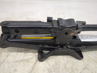 2007 Chrysler Pacifica Spare Scissor Car Jack 1512498 - Oemusedautoparts1.com