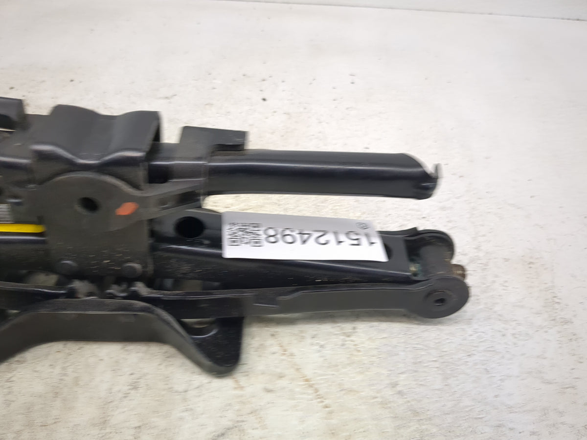 2007 Chrysler Pacifica Spare Scissor Car Jack 1512498 - Oemusedautoparts1.com
