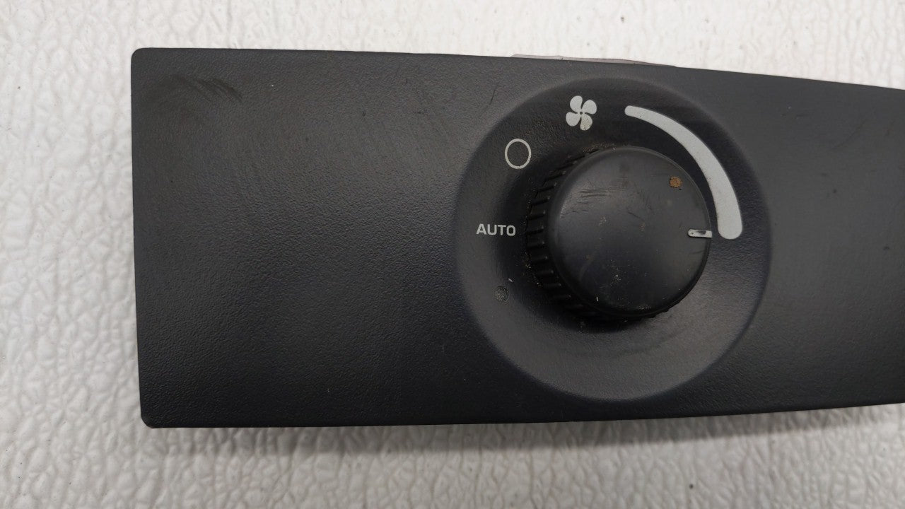 2004-2008 Chrysler Pacifica Climate Control Module Temperature AC/Heater Replacement Fits Fits 2004 2005 2006 2007 2008 OEM 