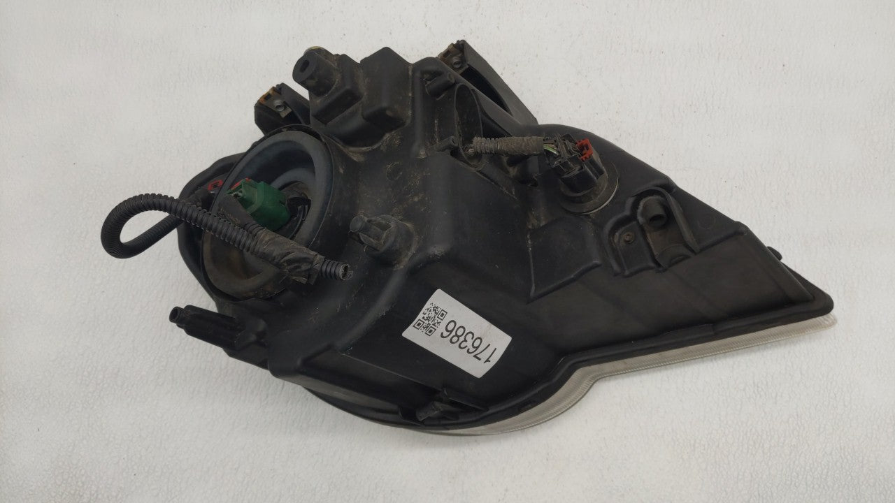 2007-2008 Chrysler Pacifica Driver Left Oem Head Light Headlight Lamp - Oemusedautoparts1.com