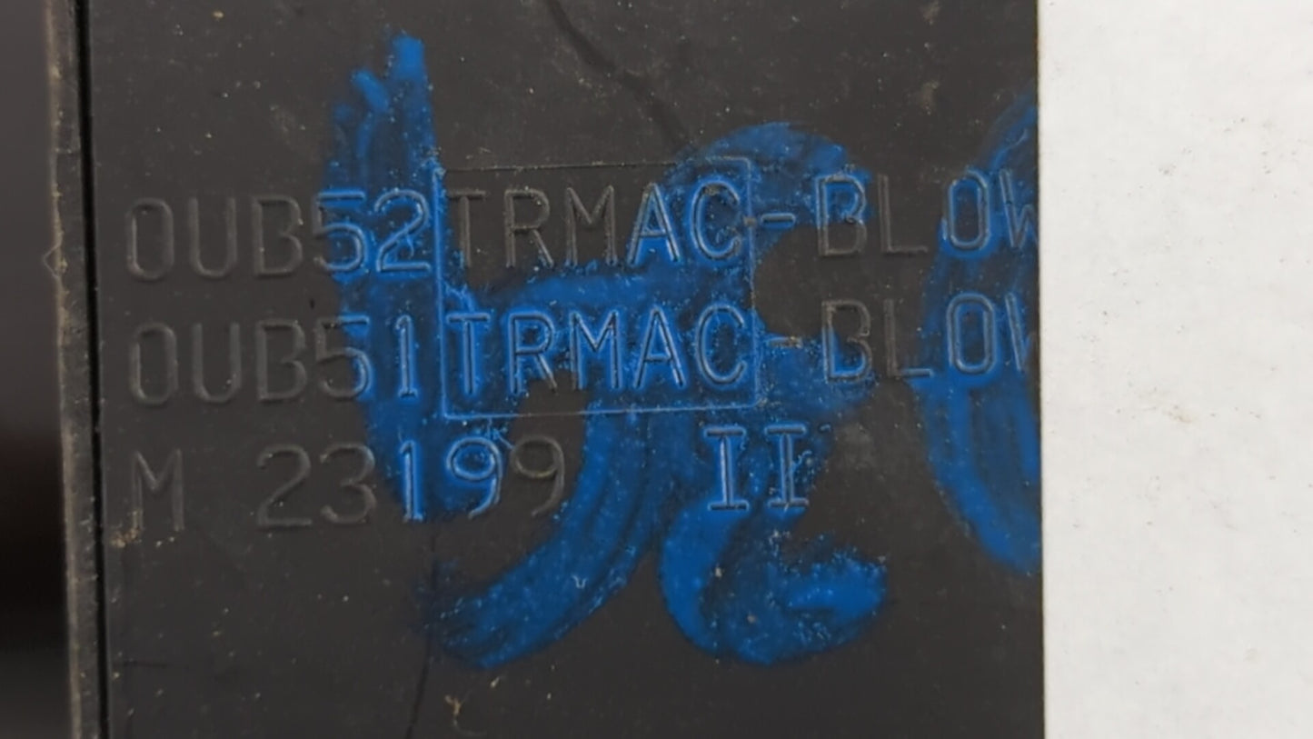 2004-2008 Chrysler Pacifica Climate Control Module Temperature AC/Heater Replacement P/N:0UB51TRMAC 0UB52TRMAC Fits OEM Used