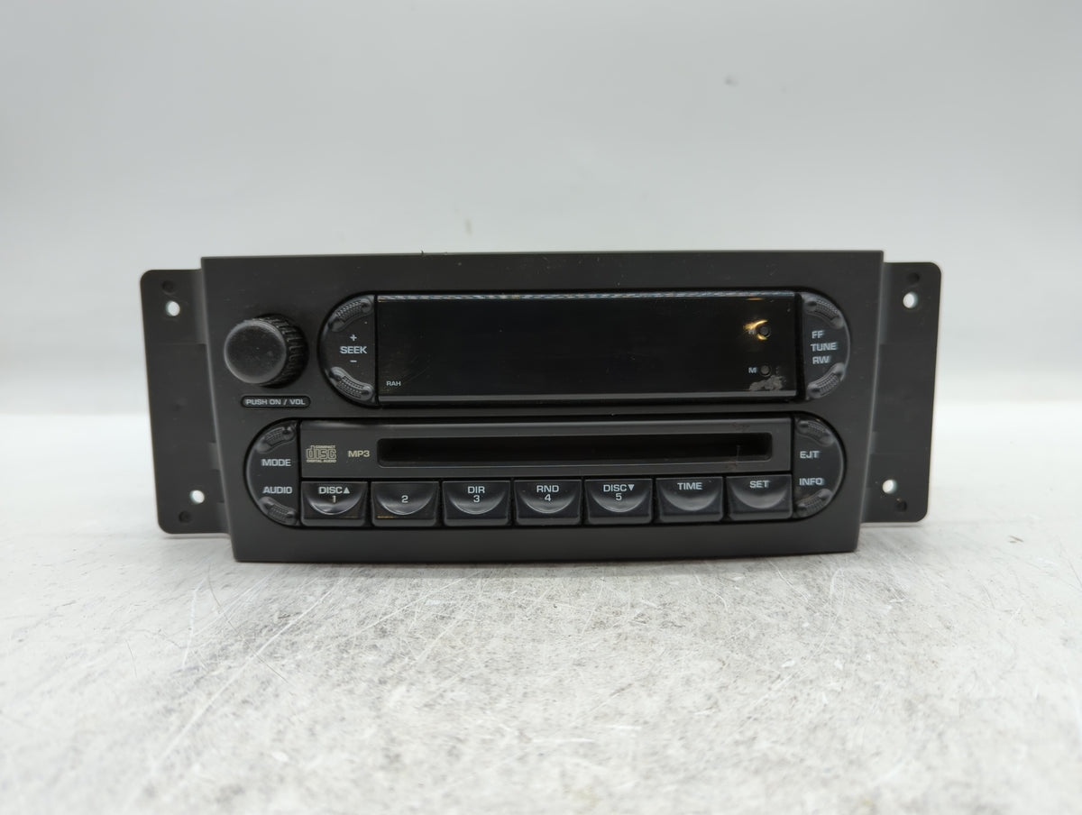 2004-2008 Chrysler Pacifica Am Fm Cd Player Radio Receiver 325477 - Oemusedautoparts1.com