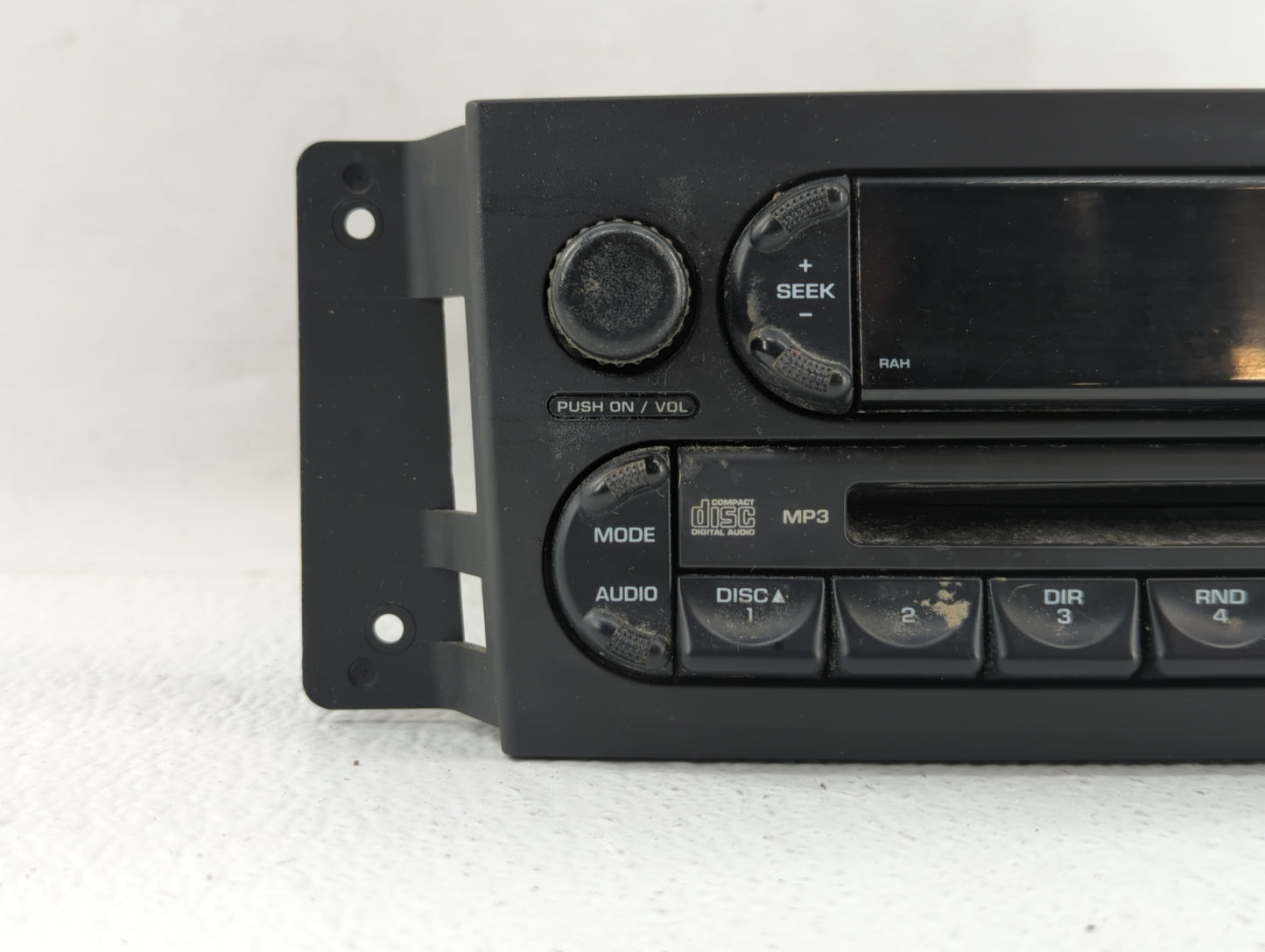 2004-2008 Chrysler Pacifica Radio AM FM Cd Player Receiver Replacement P/N:P05094564AB P05094564AD Fits OEM Used Auto Parts 