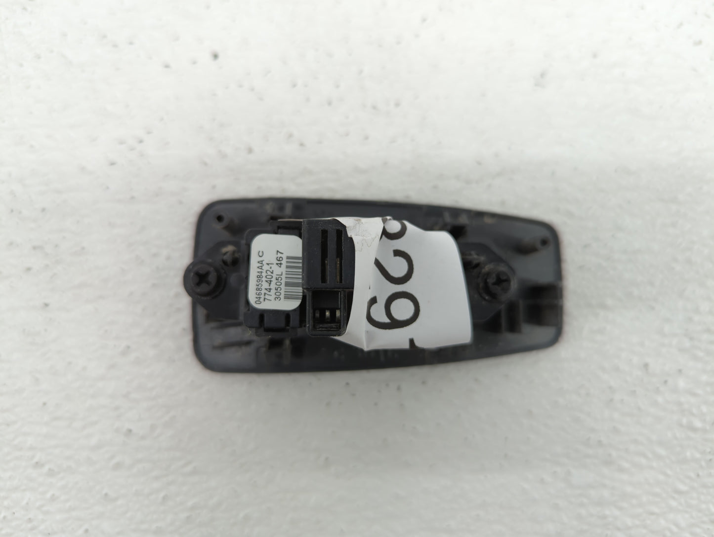 2007-2008 Chrysler Pacifica Passenger Right Power Window Switch - Oemusedautoparts1.com