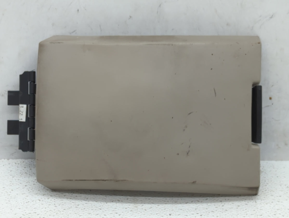 2005-2008 Chrysler Pacifica Center Console Armrest Cover Lid 535209 - Oemusedautoparts1.com