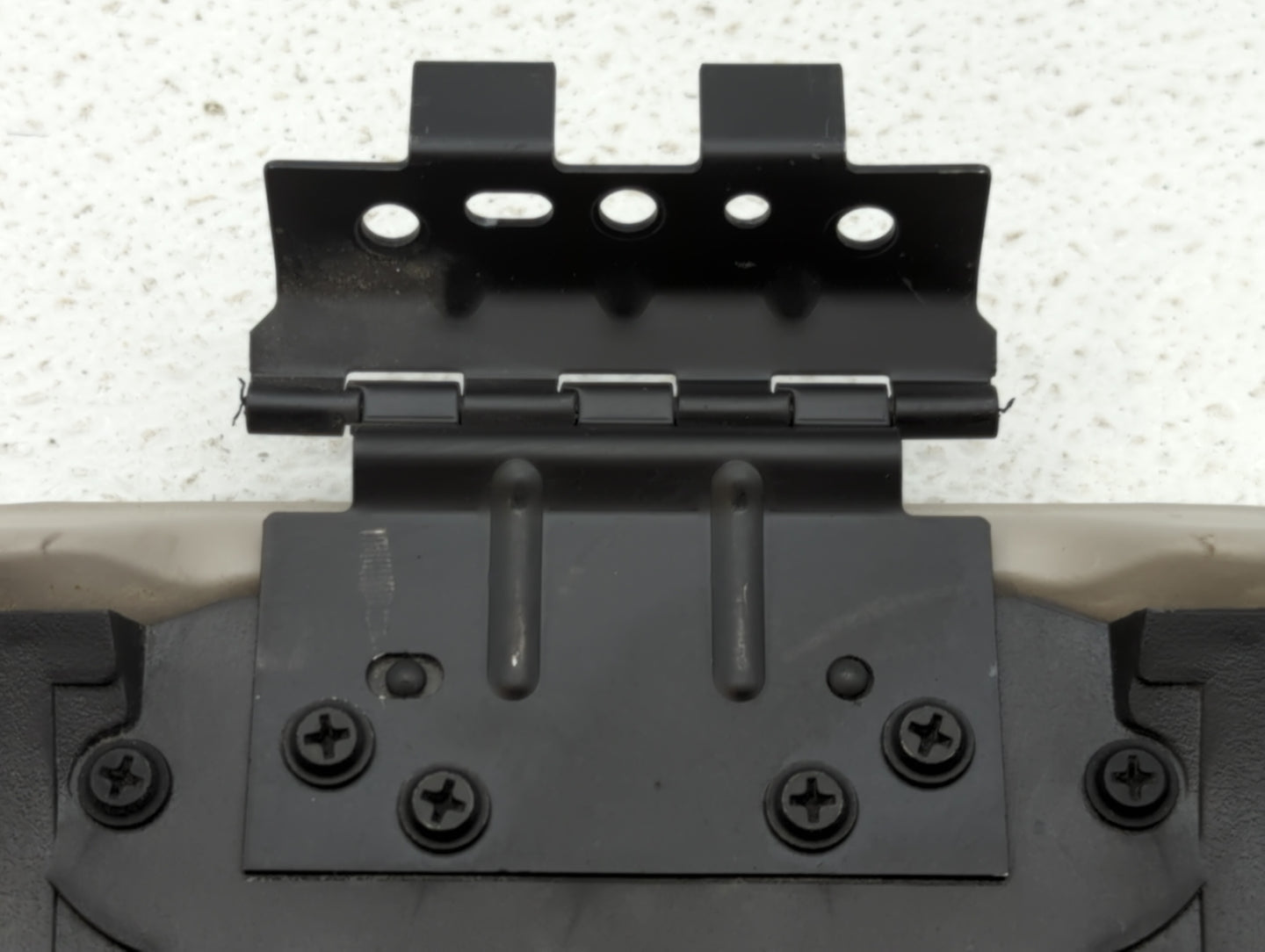 2005-2008 Chrysler Pacifica Center Console Armrest Cover Lid - Oemusedautoparts1.com