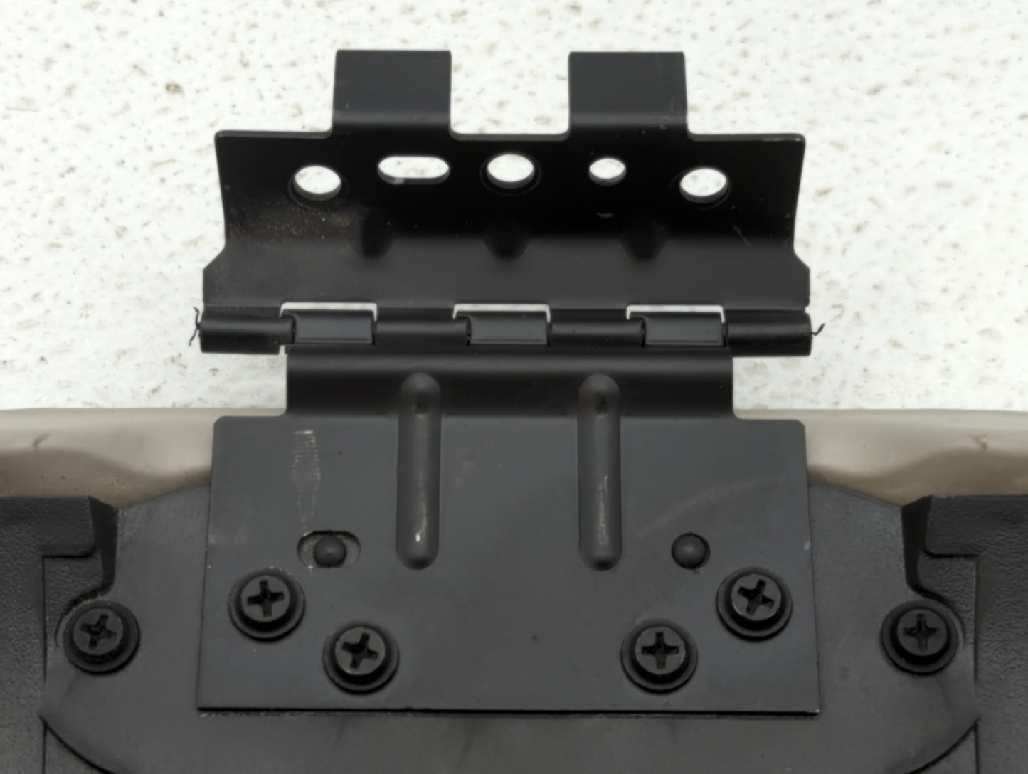 2005-2008 Chrysler Pacifica Center Console Armrest Cover Lid - Oemusedautoparts1.com