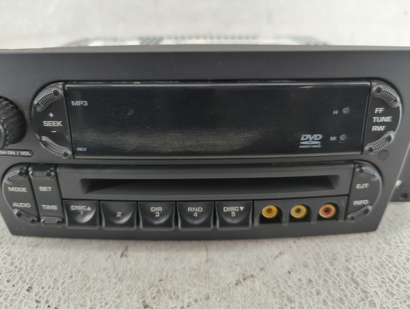 2007-2008 Chrysler Pacifica Radio AM FM Cd Player Receiver Replacement P/N:P05064084AD Fits Fits 2007 2008 OEM Used Auto Par