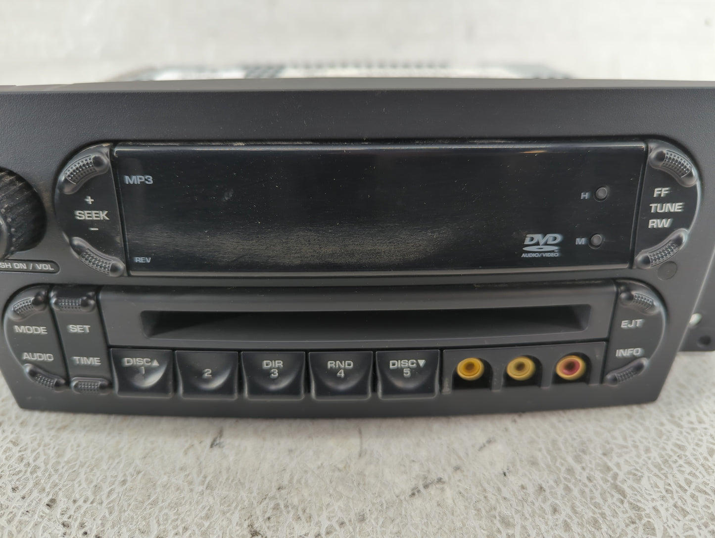 2007-2008 Chrysler Pacifica Radio AM FM Cd Player Receiver Replacement P/N:P05064084AD Fits Fits 2007 2008 OEM Used Auto Par
