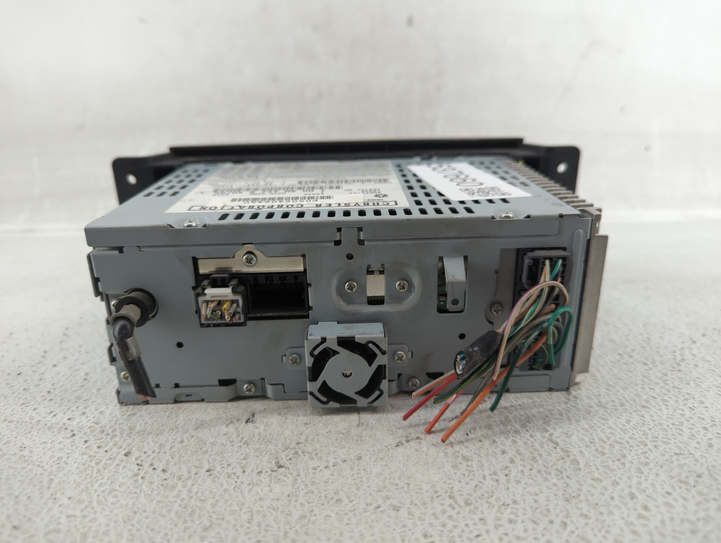 2007-2008 Chrysler Pacifica Radio AM FM Cd Player Receiver Replacement P/N:P05064084AD Fits Fits 2007 2008 OEM Used Auto Par