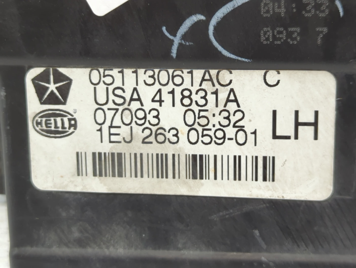 Chrysler Pacifica Driver Left Oem Head Light Headlight Lamp - Oemusedautoparts1.com