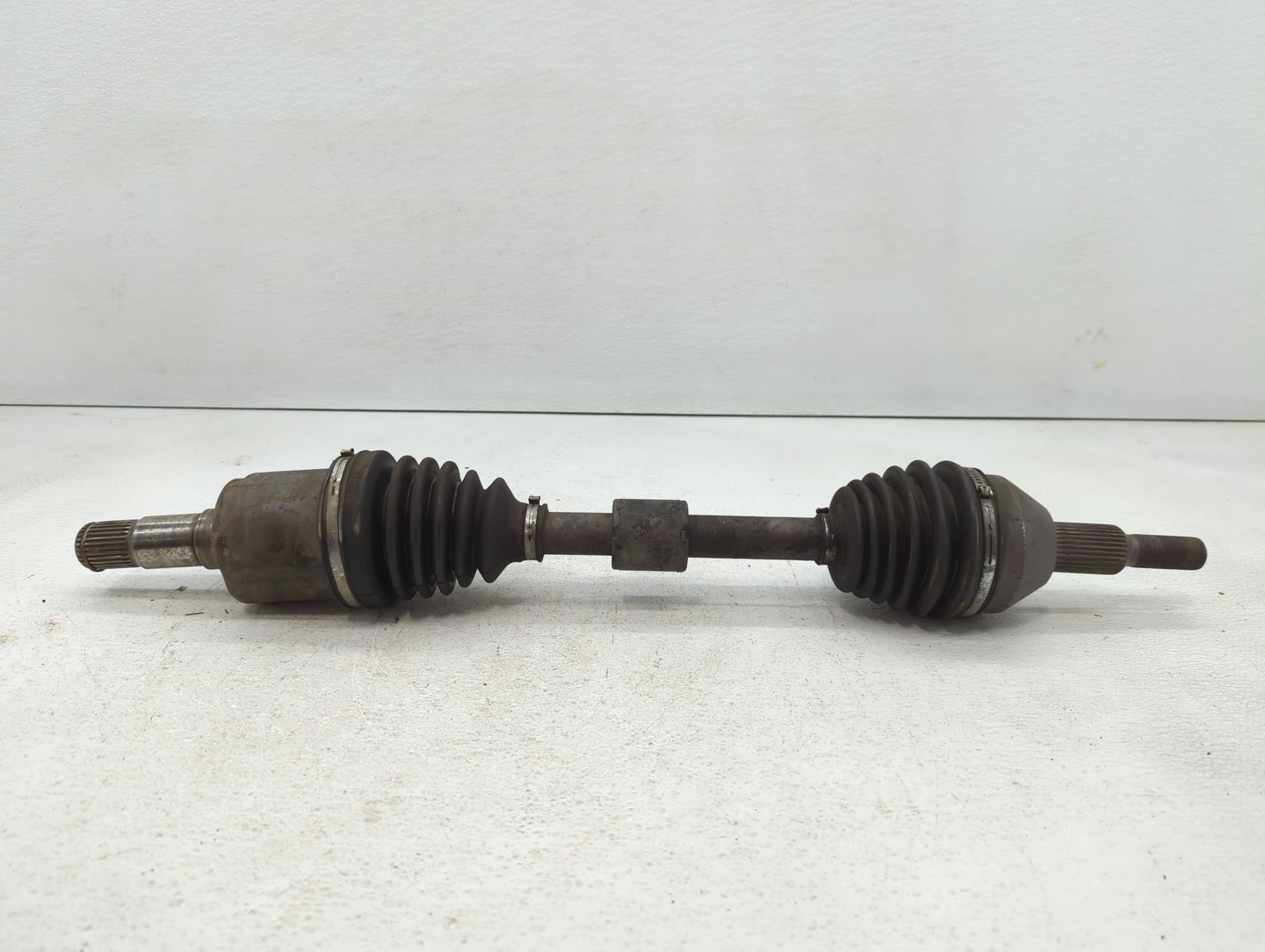 2007-2008 Chrysler Pacifica Axle Shaft Front Driver Cv C/v - Oemusedautoparts1.com