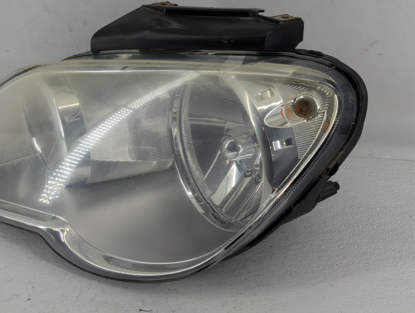 2007-2008 Chrysler Pacifica Driver Left Oem Head Light Headlight Lamp - Oemusedautoparts1.com