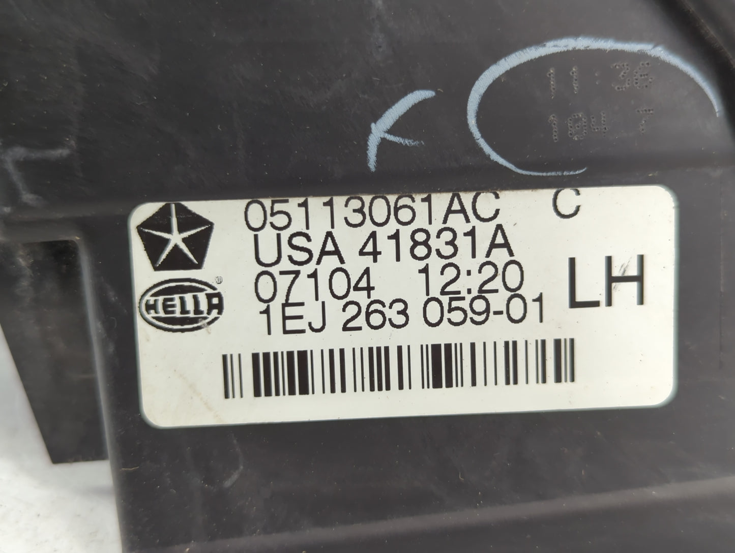 2007-2008 Chrysler Pacifica Driver Left Oem Head Light Headlight Lamp - Oemusedautoparts1.com