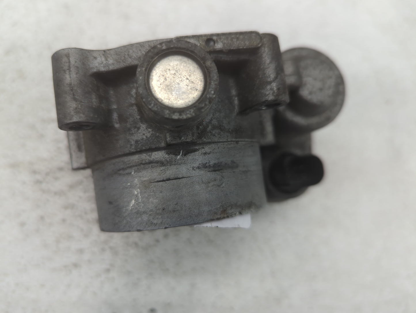 2007-2008 Chrysler Pacifica Throttle Body P/N:0486 1691 AA A2C53099253 Fits Fits 2006 2007 2008 2009 2010 2011 OEM Used Auto