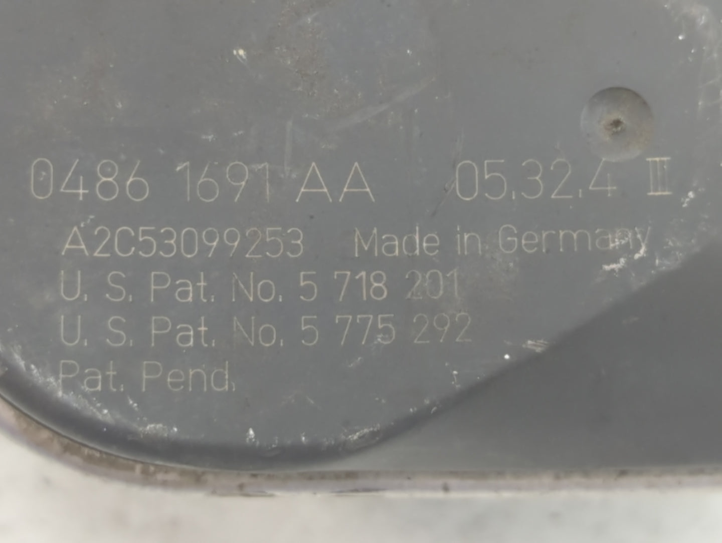 2007-2008 Chrysler Pacifica Throttle Body P/N:0486 1691 AA A2C53099253 Fits Fits 2006 2007 2008 2009 2010 2011 OEM Used Auto