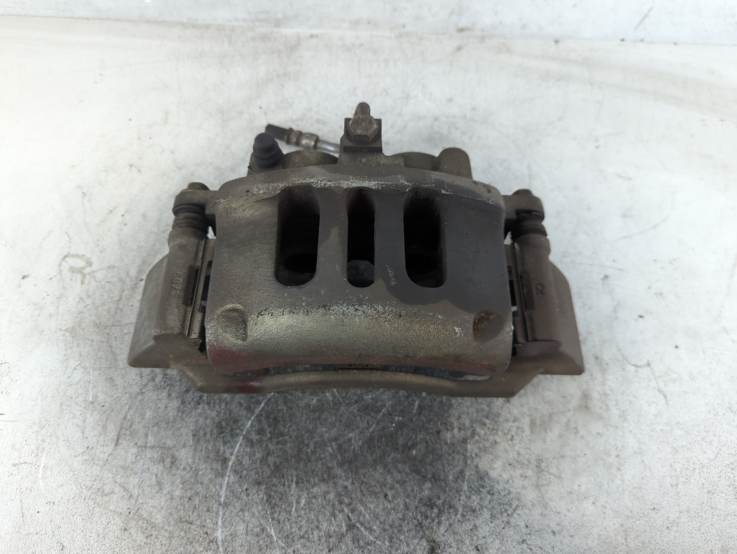 2007 Chrysler Pacifica Front Passenger Right Brake Caliper - Oemusedautoparts1.com