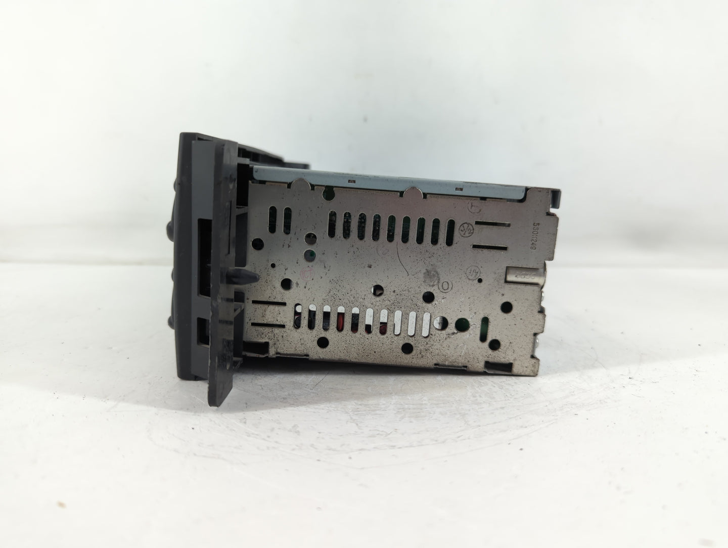 2004-2008 Chrysler Pacifica Am Fm Cd Player Radio Receiver - Oemusedautoparts1.com