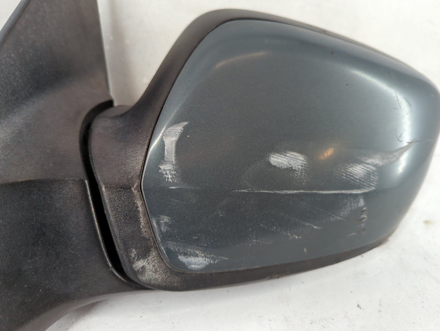 2006-2007 Chrysler Pacifica Driver Side View Mirror - Left Door Mirror OEM Used - Oemusedautoparts1.com
