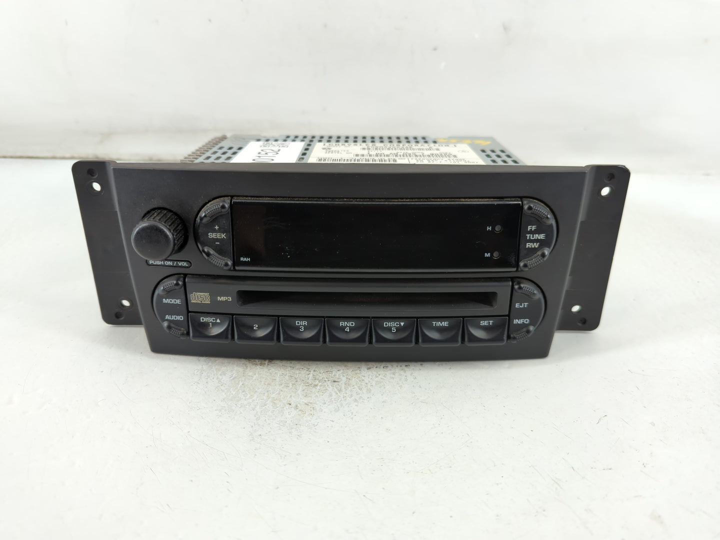 2004-2008 Chrysler Pacifica Radio AM FM Cd Player Receiver Replacement P/N:P05094564AE Fits Fits 2004 2005 2006 2007 2008 OE