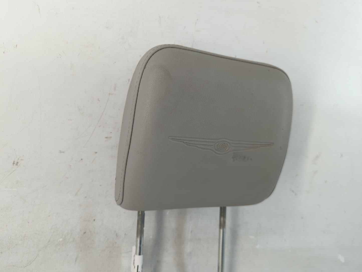 2007 Chrysler Pacifica Headrest Head Rest Front Driver Passenger Seat Fits OEM Used Auto Parts - Oemusedautoparts1.com