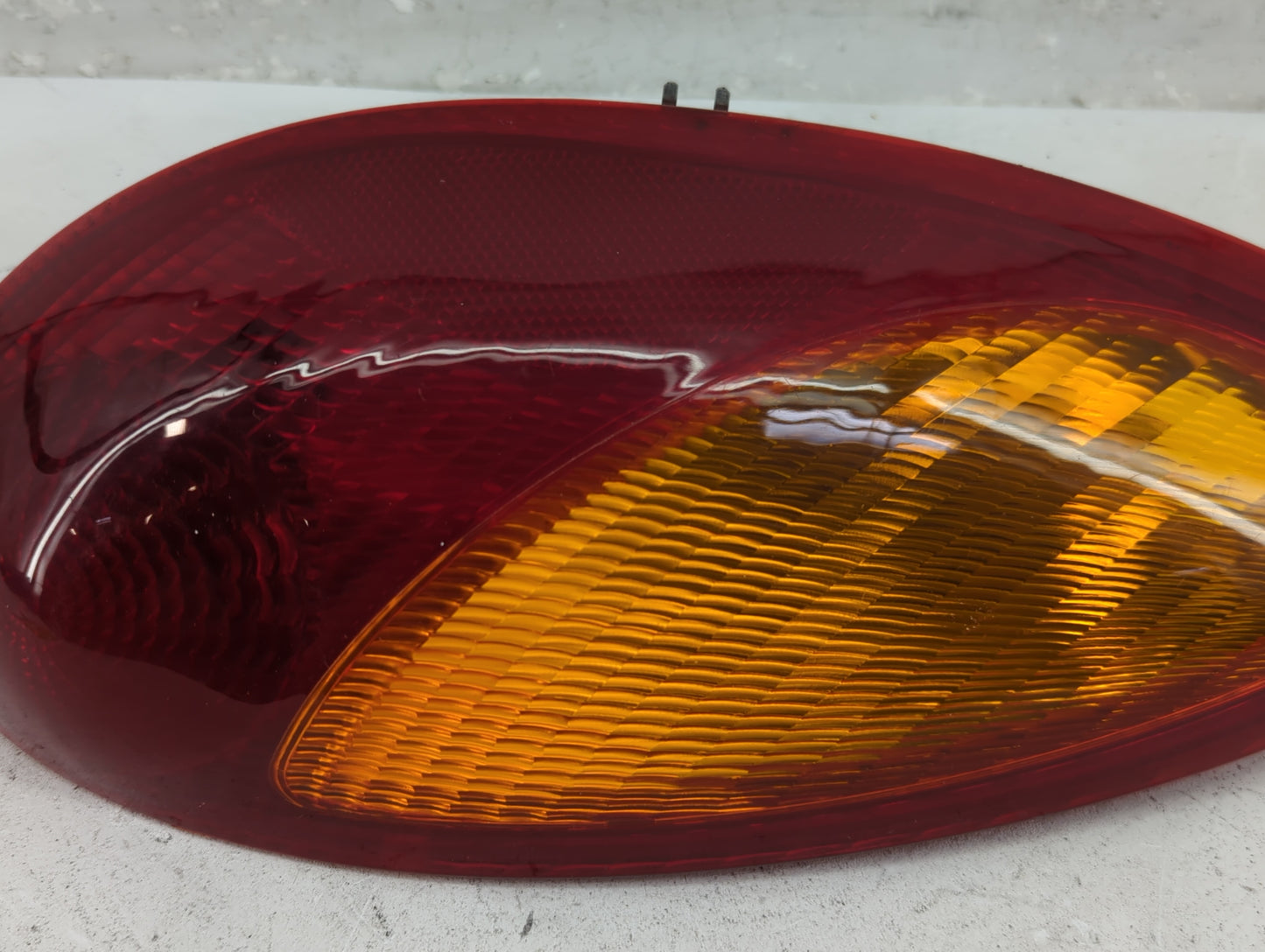 2006-2010 Chrysler Pt Cruiser Tail Light Assembly Driver Left OEM Fits Fits 2006 2007 2008 2009 2010 OEM Used Auto Parts - O