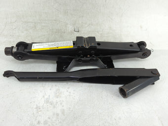 compare product 2007 Chrysler Pt Cruiser Spare Scissor Car Jack