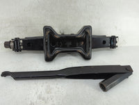 2007 Chrysler Pt Cruiser Spare Scissor Car Jack - Oemusedautoparts1.com