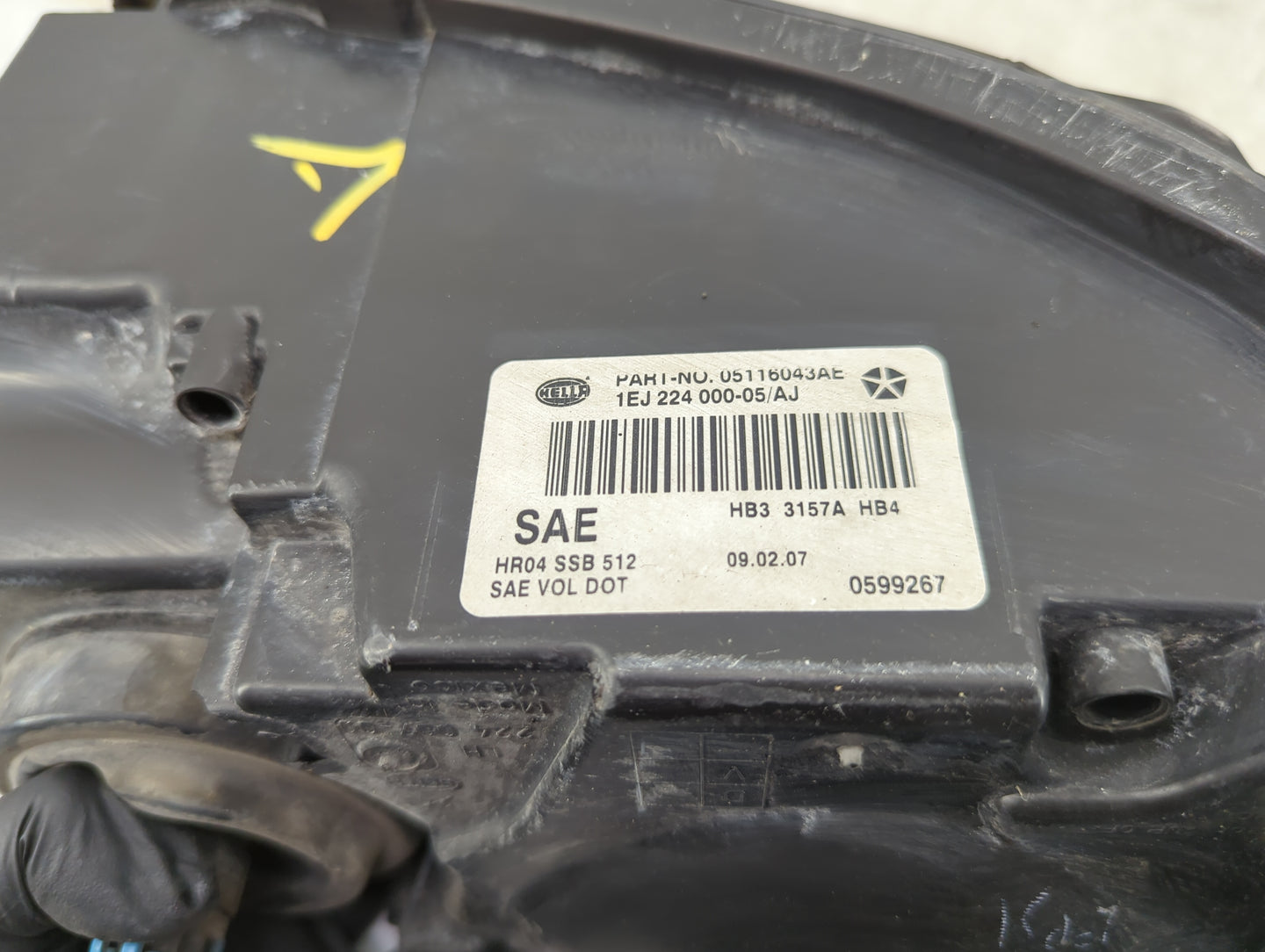 2006-2010 Chrysler Pt Cruiser Driver Left Oem Head Light Headlight Lamp 1120792 - Oemusedautoparts1.com