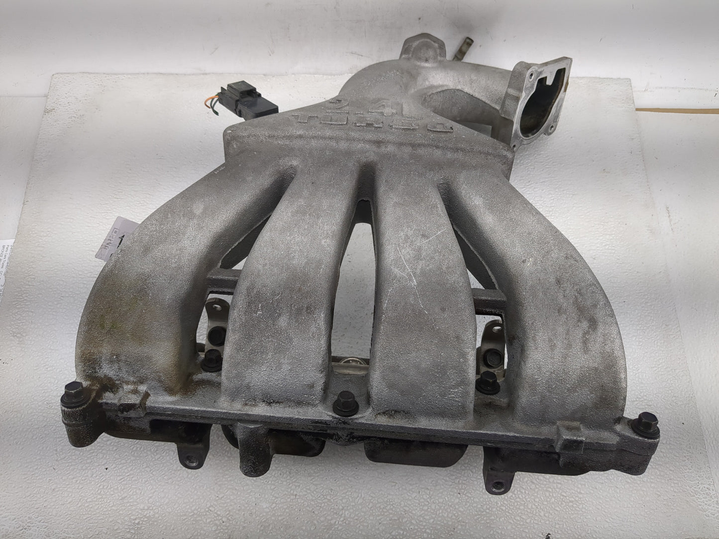 2005-2010 Chrysler Pt Cruiser Air Intake Manifold Fits Fits 2005 2006 2007 2008 2009 2010 OEM Used Auto Parts - Oemusedautop
