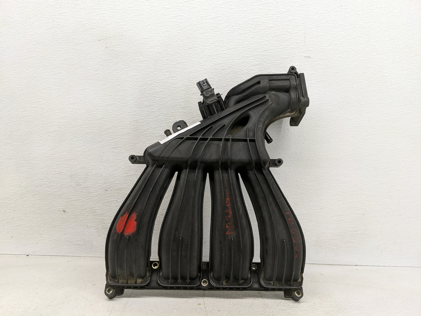 2005-2010 Chrysler Pt Cruiser Air Intake Manifold Fits Fits 2005 2006 2007 2008 2009 2010 OEM Used Auto Parts - Oemusedautop