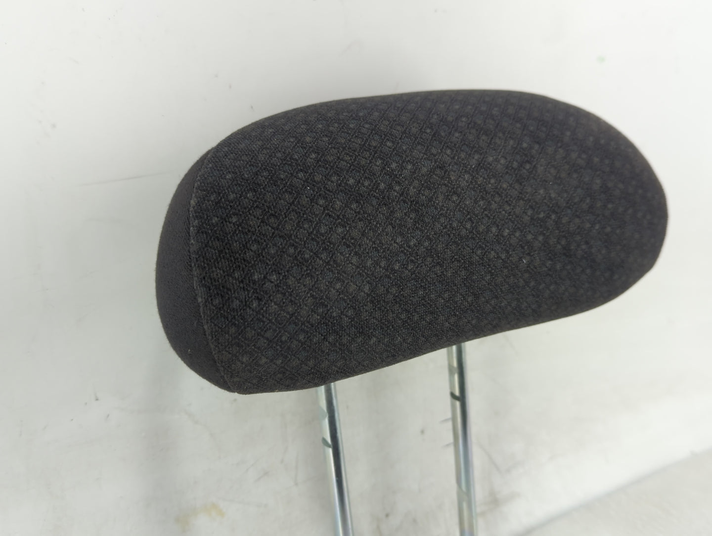 2007-2010 Chrysler Pt Cruiser Headrest Head Rest Rear Center Seat Fits Fits 2007 2008 2009 2010 OEM Used Auto Parts - Oemuse